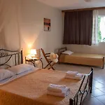 Christianna Appartement Nikiana
